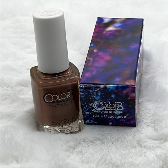 2/$5 or 5/$8 Color Club Nail Color Get A Mauve On It (Med/Dark Nude) - Picture 2 of 4